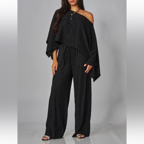 ShopEvelynne Pants - ShopEvelynne Black Off-Shoulder Wide-Leg Jumpsuit